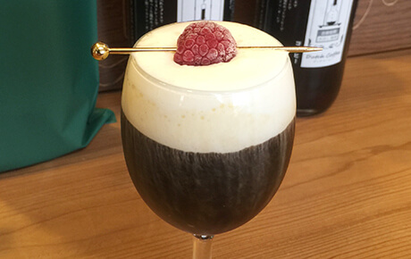 深みのある水出しコーヒーと甘味の純生クリームのハーモニー。絶品です！（ベースに水出しコーヒー使用）